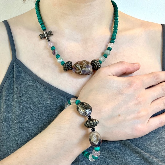 Dragonfly, Stone, and Faux Malachite Necklace, Bracelet, Clip-on Earring Set - Picture 9 of 11